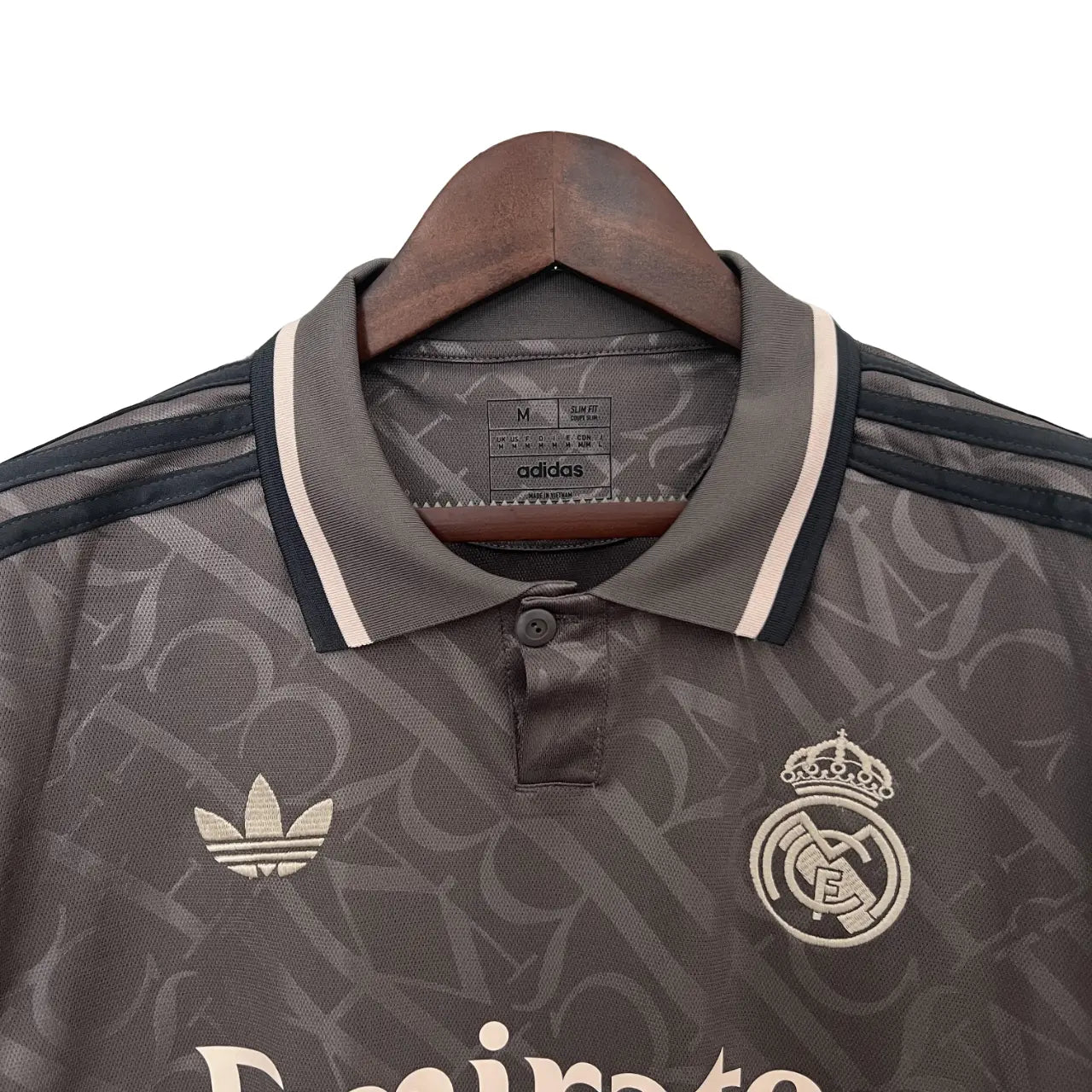 Camisa Real Madrid 2024/25 Third