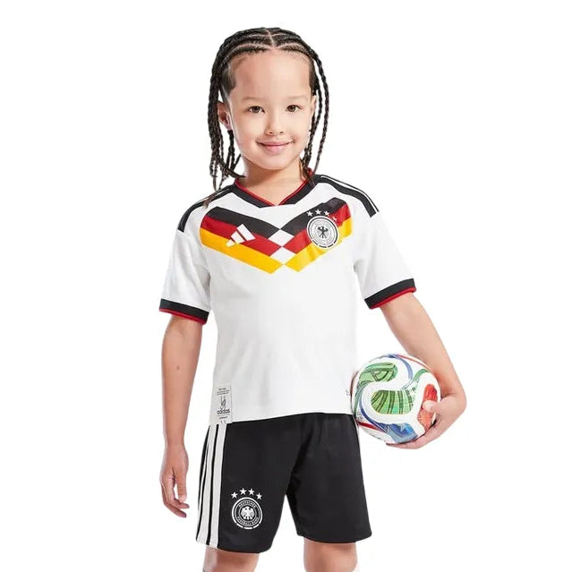 Kit Infantil Alemanha 2026 Home